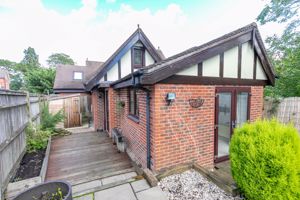 Photo 14- click for photo gallery